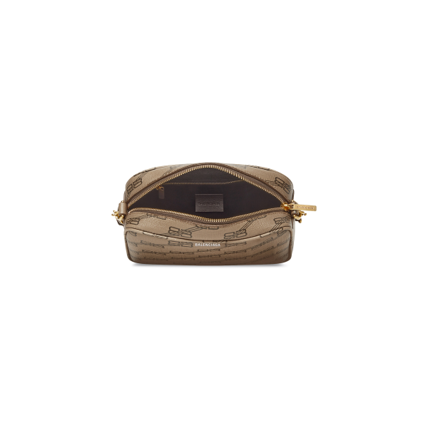 SIGNATURE MEDIUM CAMERA BAG BB MONOGRAM - Image 3