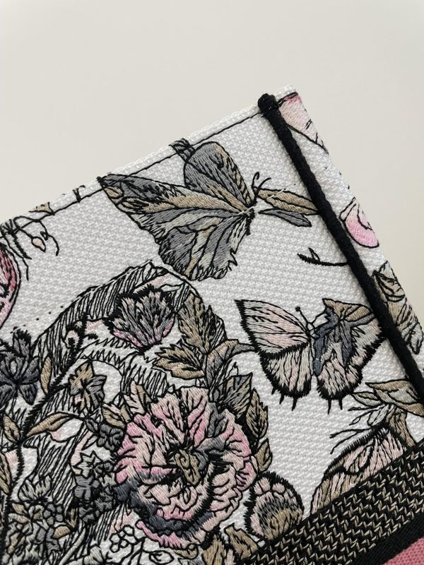 CHRISTIAN Dior Canvas Embroidered Medium - Image 2