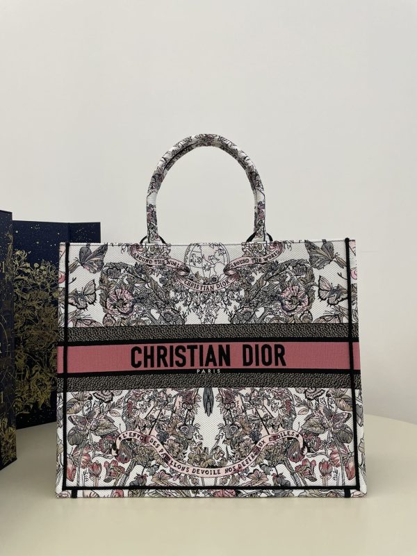 CHRISTIAN Dior Canvas Embroidered Medium