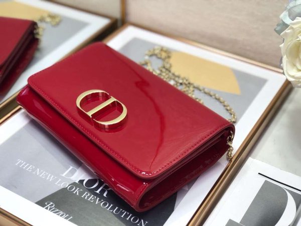 Dior 30 Montaigne Wallet In Red Patent Calfskin - Image 4