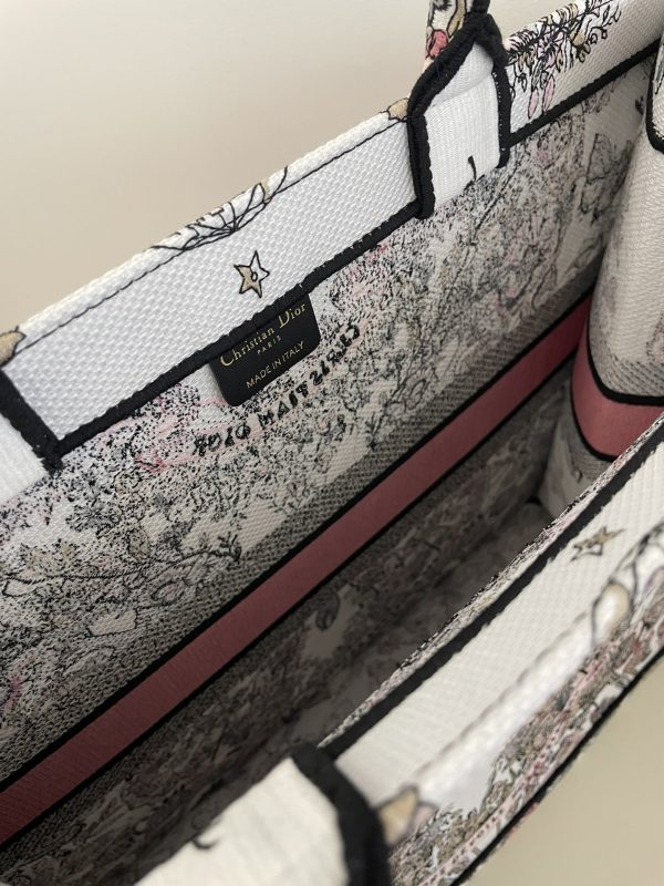 CHRISTIAN Dior Canvas Embroidered Medium - Image 3