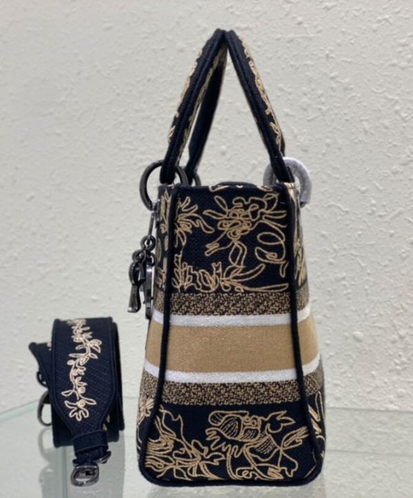 DIOR Medium Lady D-Lite Bag Black - Image 6