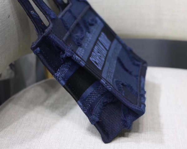 DIOR Mini Book Tote Bag In Blue Camouflage Canvas - Image 4